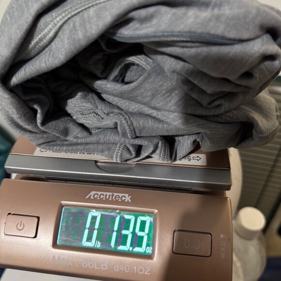 Lululemon Womens Gray Full-Zip Jacket Size 6 With Thumbholes & Side Pockets - Picture 12 of 12